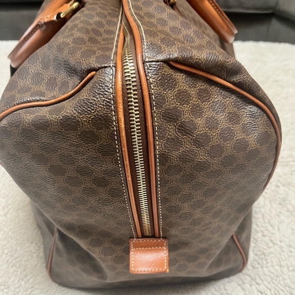 Authentic vintage Celine macadam monogram travel bag. Model: MC98/2 - Picture 11 of 16